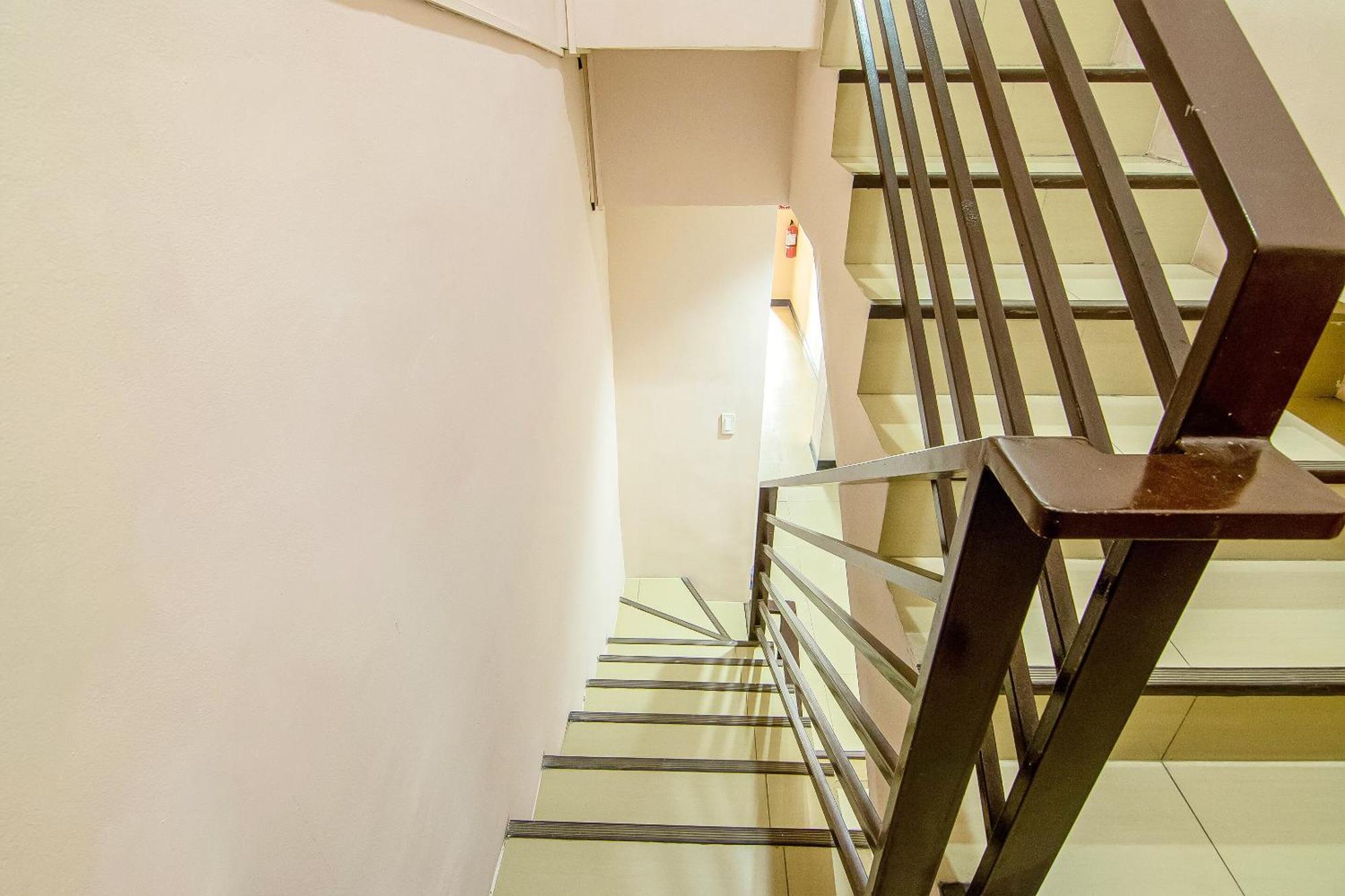 Oyo 766 Ichehan Apartments Manilla Buitenkant foto