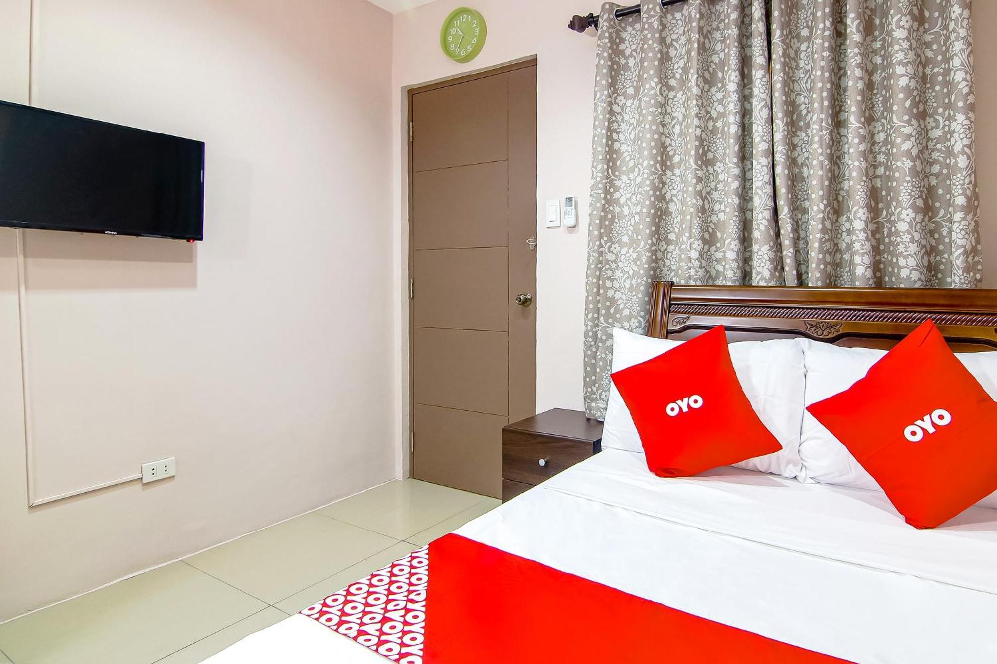 Oyo 766 Ichehan Apartments Manilla Buitenkant foto