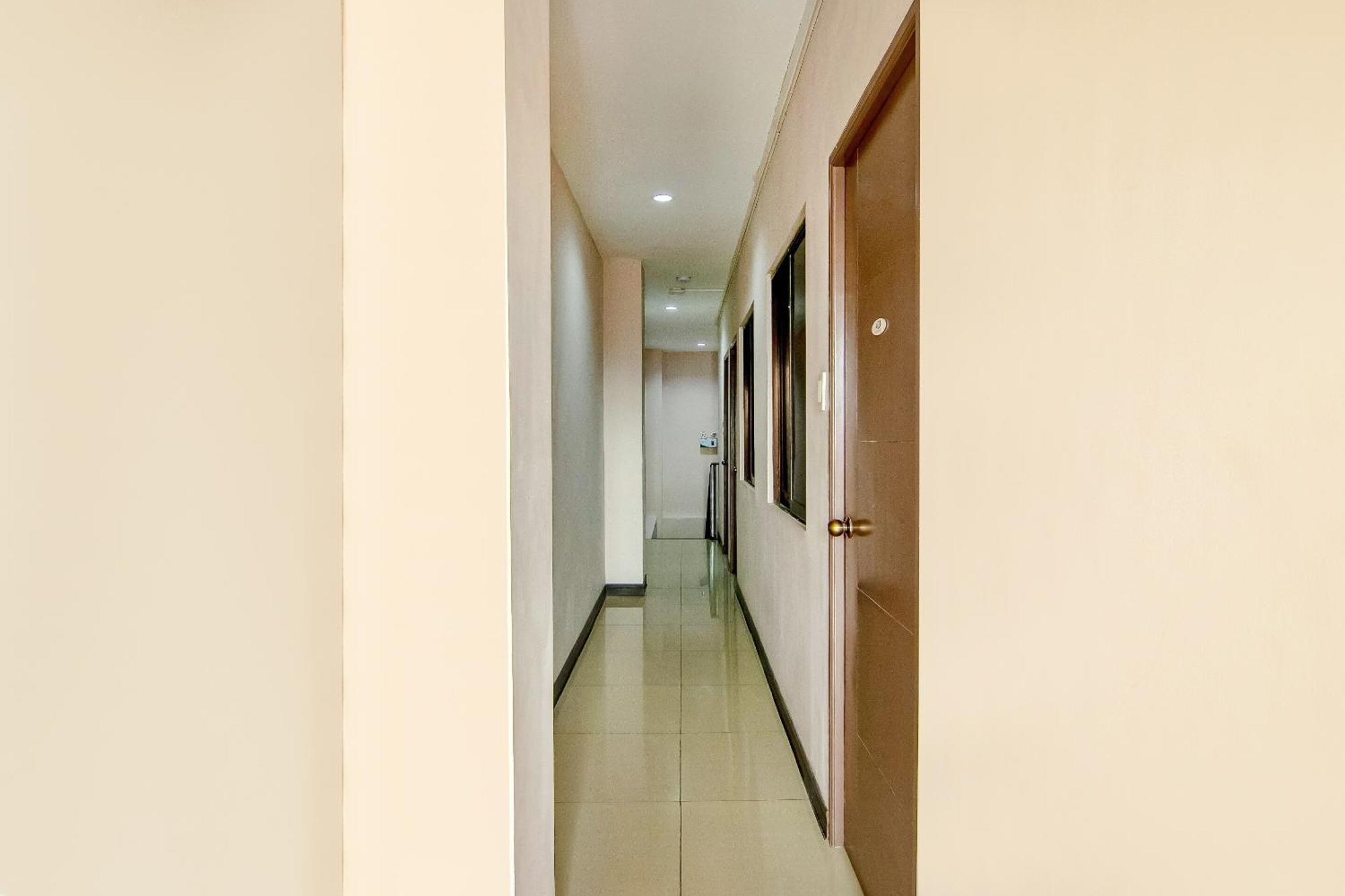 Oyo 766 Ichehan Apartments Manilla Buitenkant foto