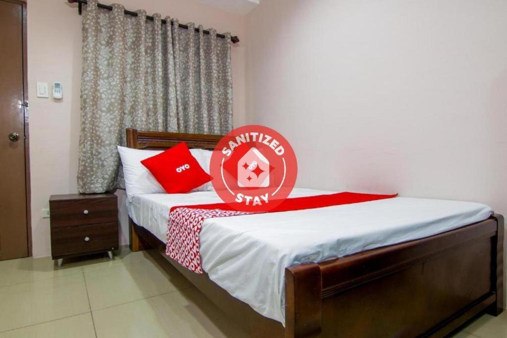 Oyo 766 Ichehan Apartments Manilla Buitenkant foto