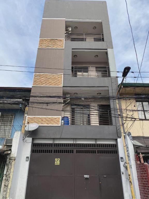 Oyo 766 Ichehan Apartments Manilla Buitenkant foto